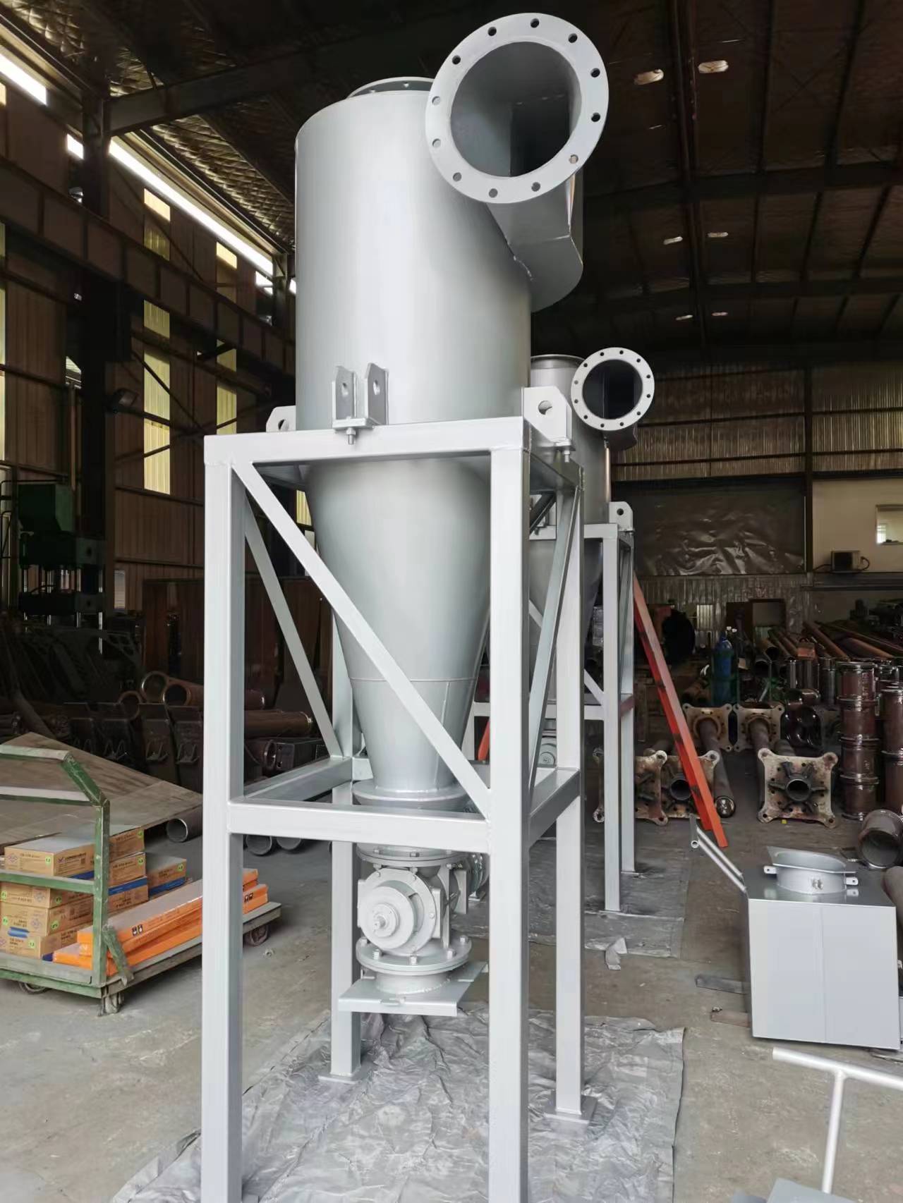 兰州宝航一期炉子和旋风分离器成功案例